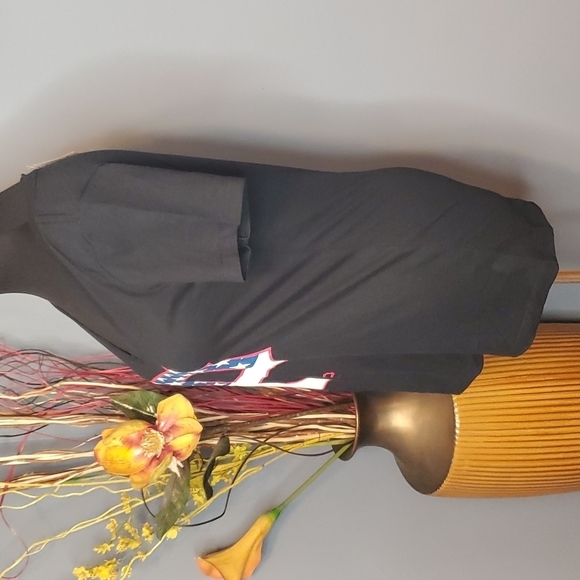 Pittsburgh Pirates Women's V Neck T Shirt Size Large NWOT - Picture 5 of 14